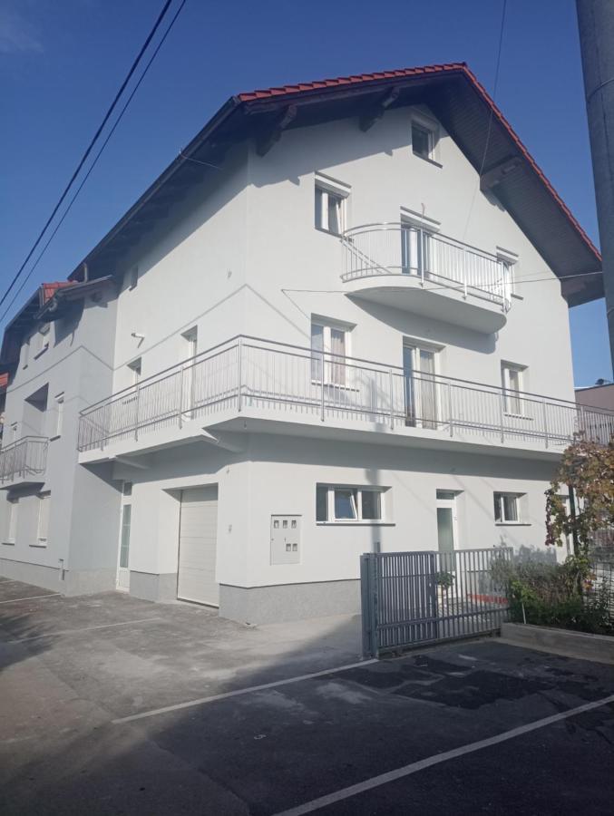 Nibela Apartments Загреб Екстериор снимка